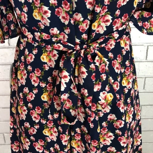 Betsey Johnson Women’s Navy Floral Romper - Picture 7 of 8